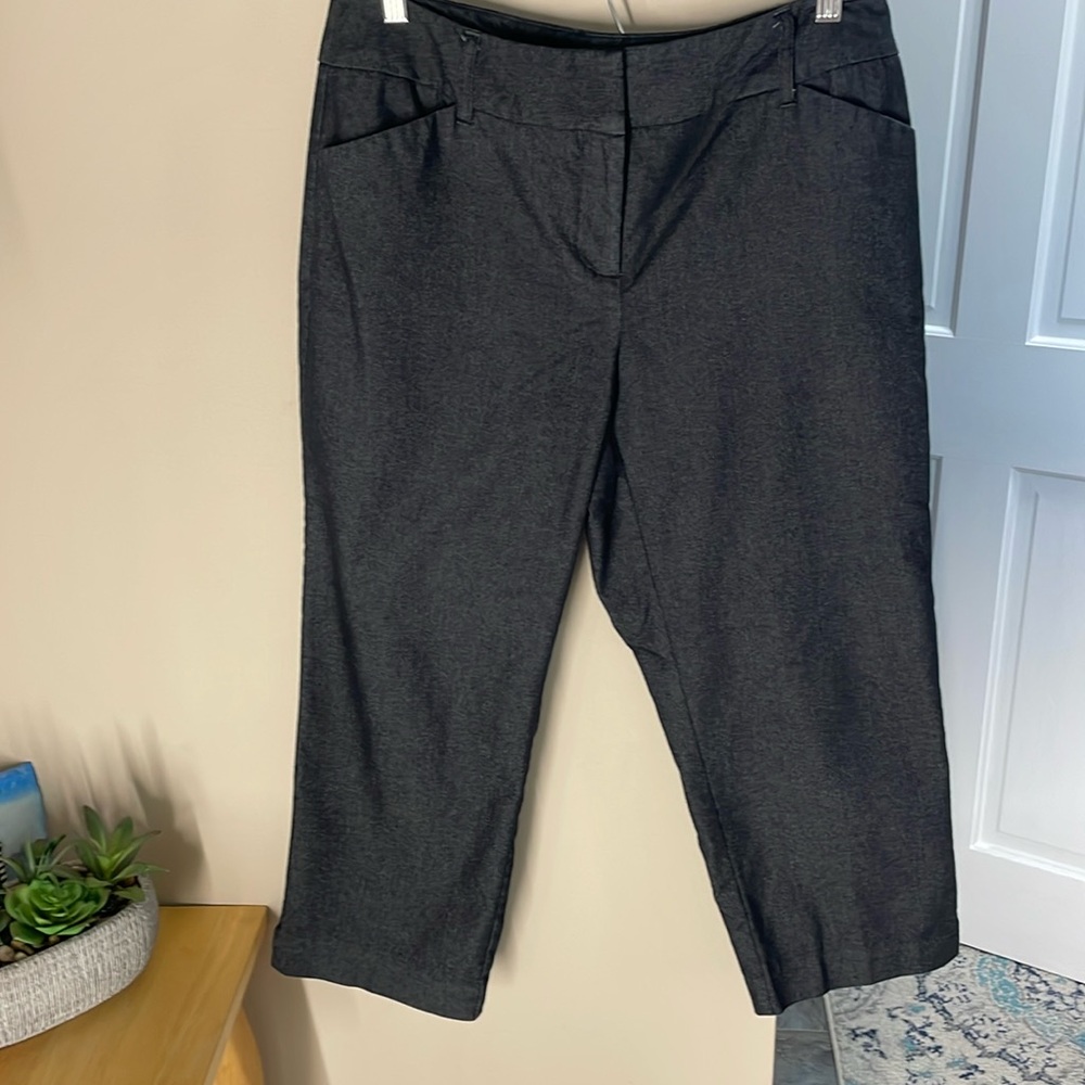 Dana Buchman cropped pants